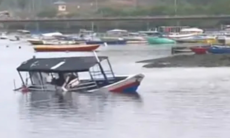 Barco naufraga e deixa ao menos cinco mortos na Baía de Todos os Santos