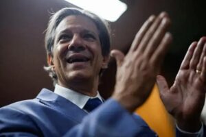 Haddad anuncia pacote de ajustes fiscais com isenção de IR até R$ 5 mil em 2026 