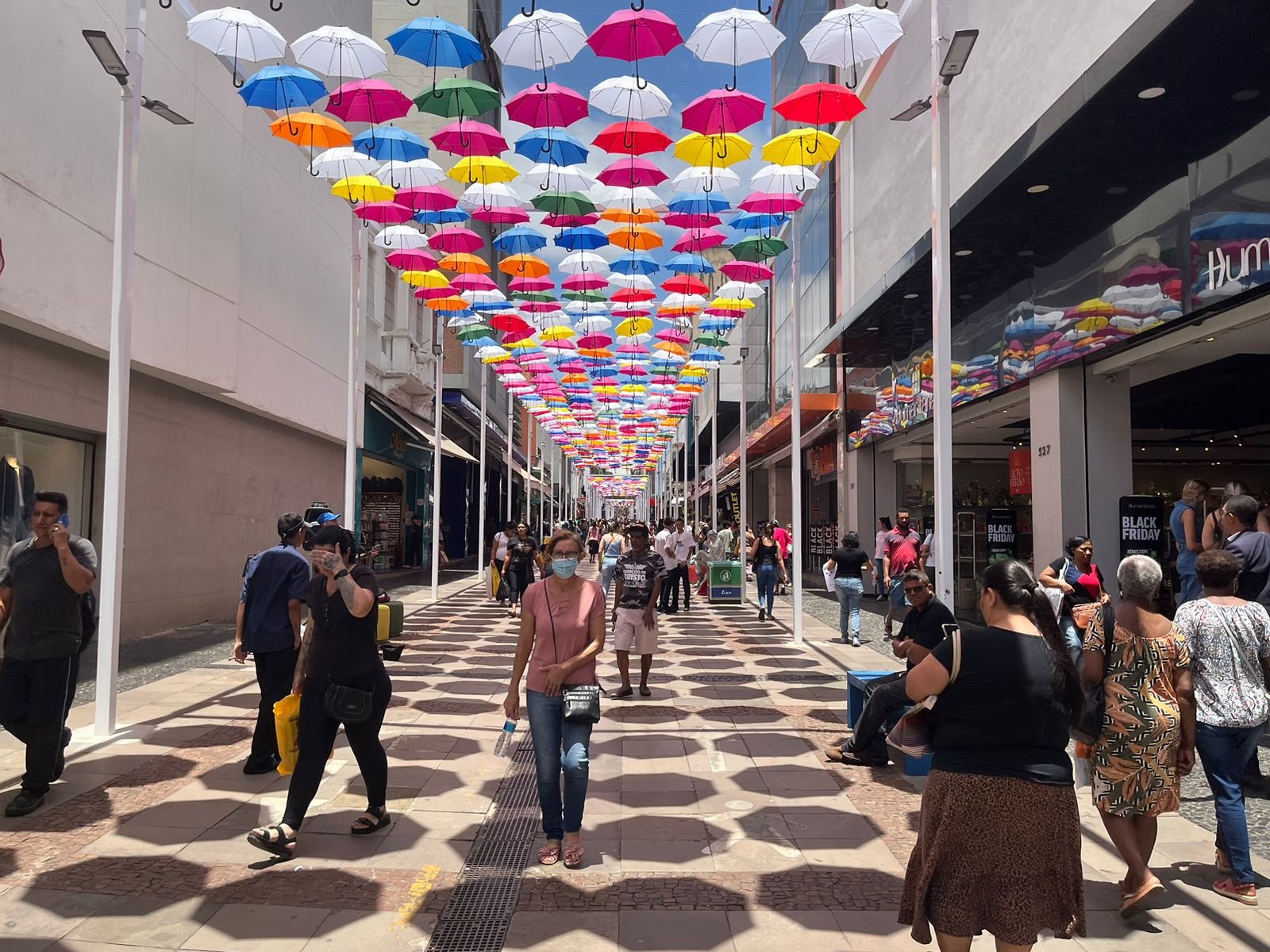 13º Salário de 2024 Deve Movimentar R$ 6,2 Bilhões na Região Metropolitana de Campinas  | Piracicaba