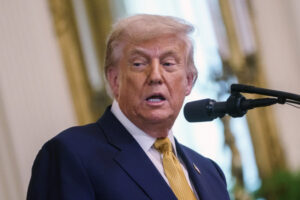 Trump anuncia acordo comercial bilionário com o Japão e promete “centenas de milhares de empregos”