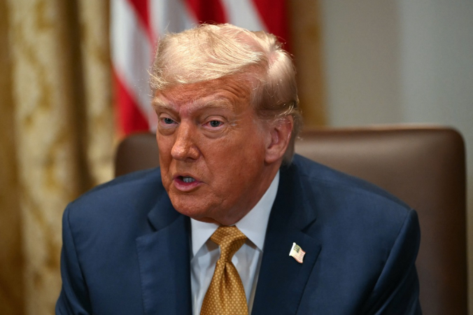 Trump anuncia tarifa de 50% para produtos brasileiros