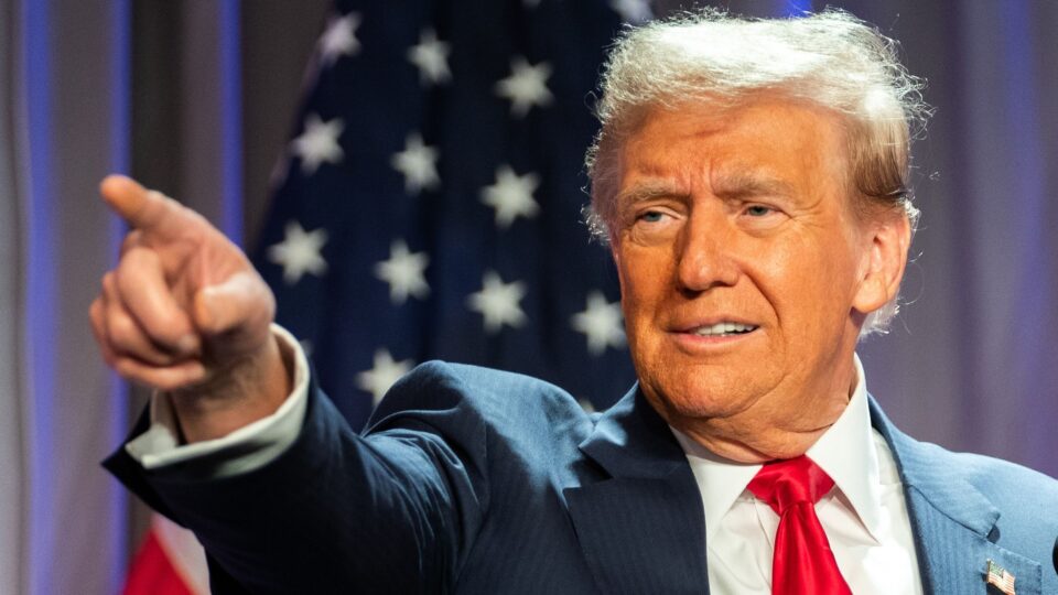 Trump promete tarifa de 10% para quem se alinhar às políticas do Brics