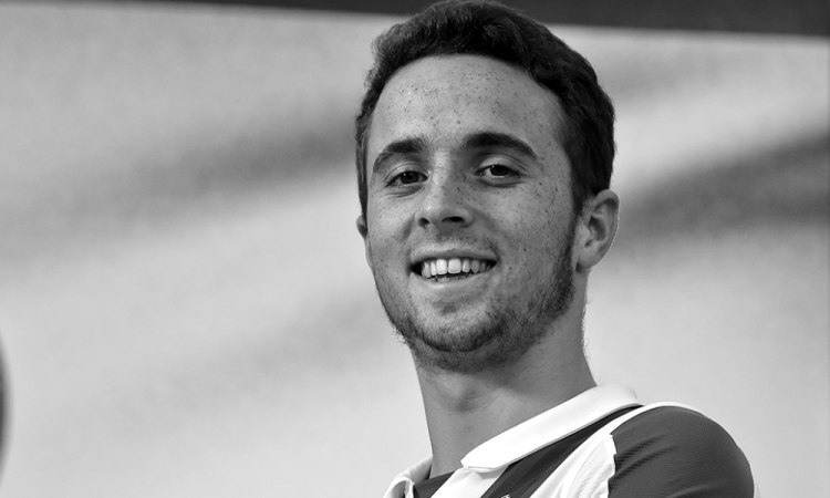 Diogo Jota, do Liverpool, morre em acidente de carro na Espanha