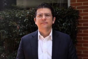 Morre Miguel Uribe, pré-candidato baleado na Colômbia, aos 39 anos