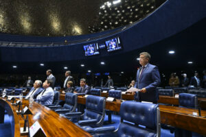 Senado aprova isenção do Imposto de Renda para dois salários mínimos
