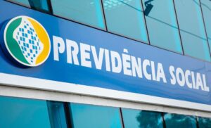 Câmara aprova PL que proíbe descontos automáticos de aposentados do INSS