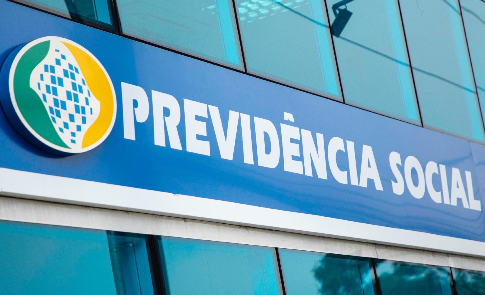 Câmara aprova PL que proíbe descontos automáticos de aposentados do INSS