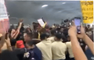 Protesto na COP30 gera tumulto e confusão