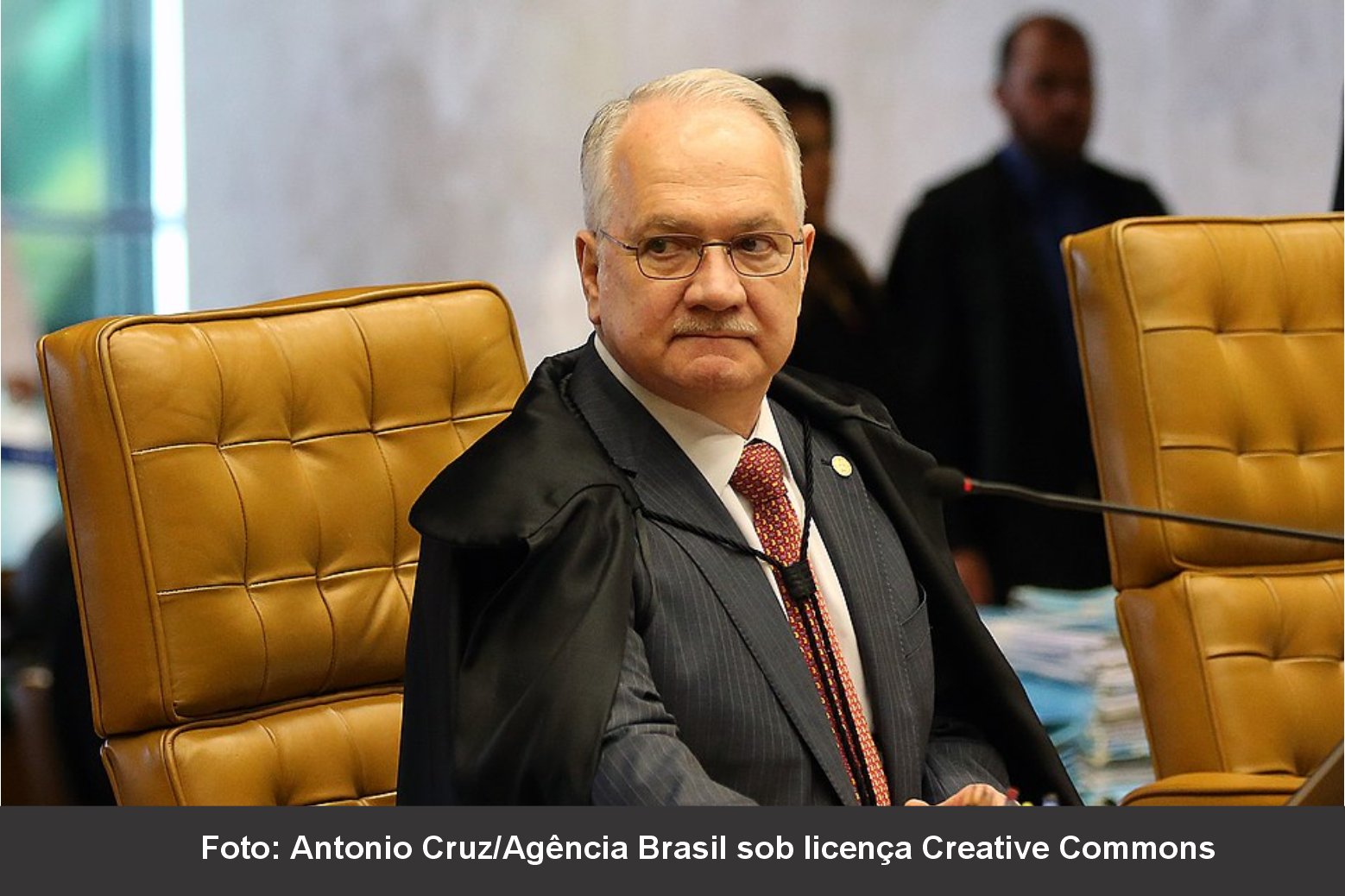 Fachin publica nota em defesa da Corte e da relatoria no caso Banco Master